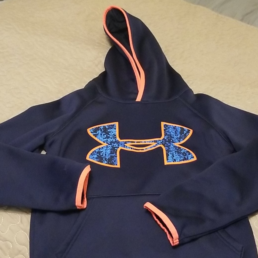 Boys pullover